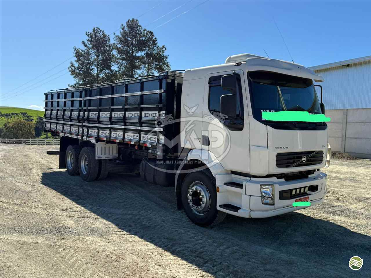 CAMINHAO VOLVO VOLVO VM 260 Graneleiro Truck 6x2 Máquinas Agrícolas Pitanga PITANGA PARANÁ PR